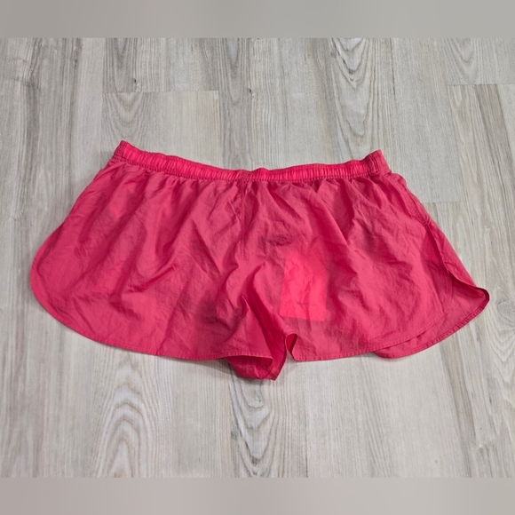 Lululemon Dolphin-Hem MR Run Short 3"" Desert Red Size L NWT - Picture 3 of 7